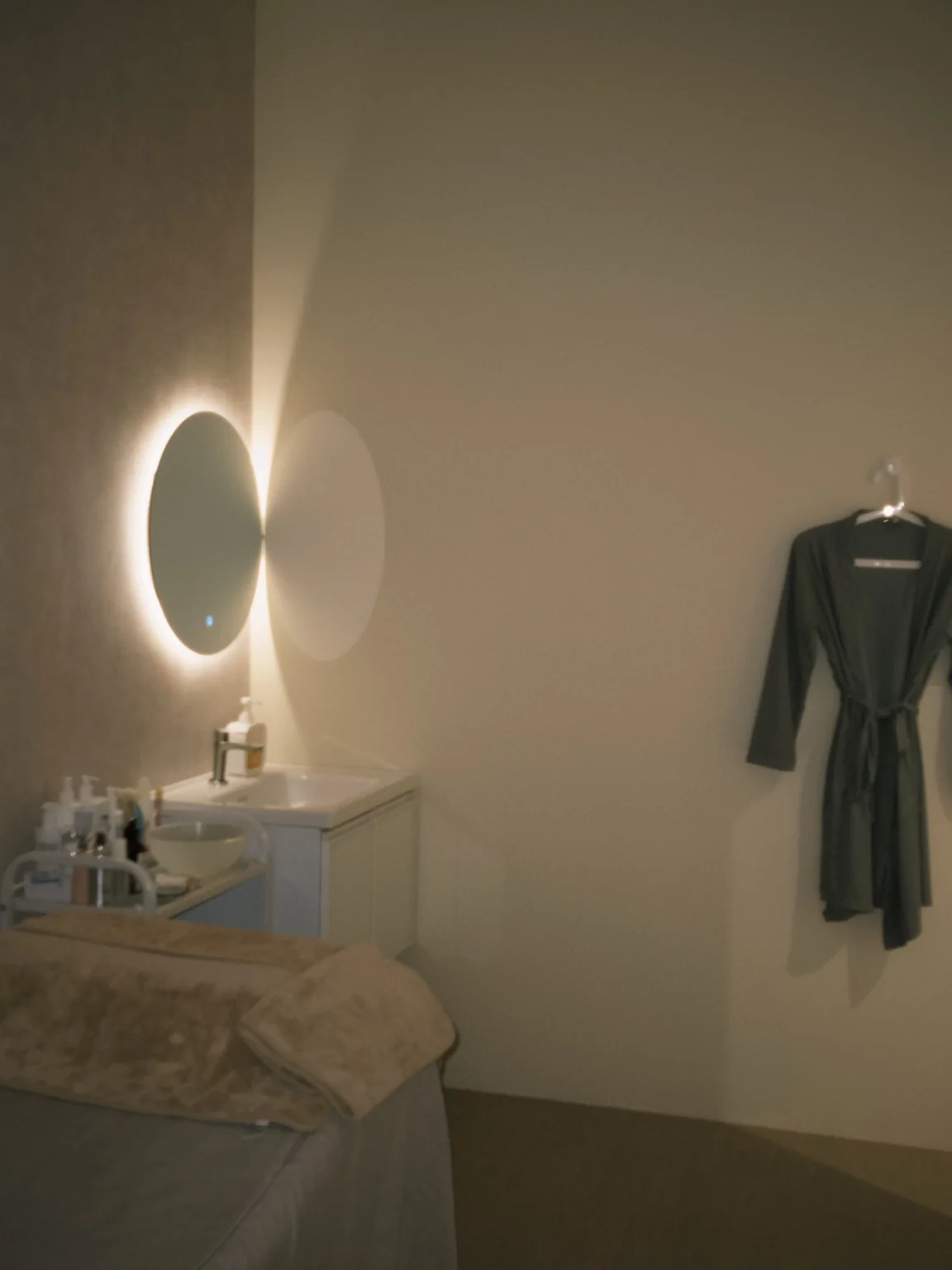 Ash Beauty House 护理房